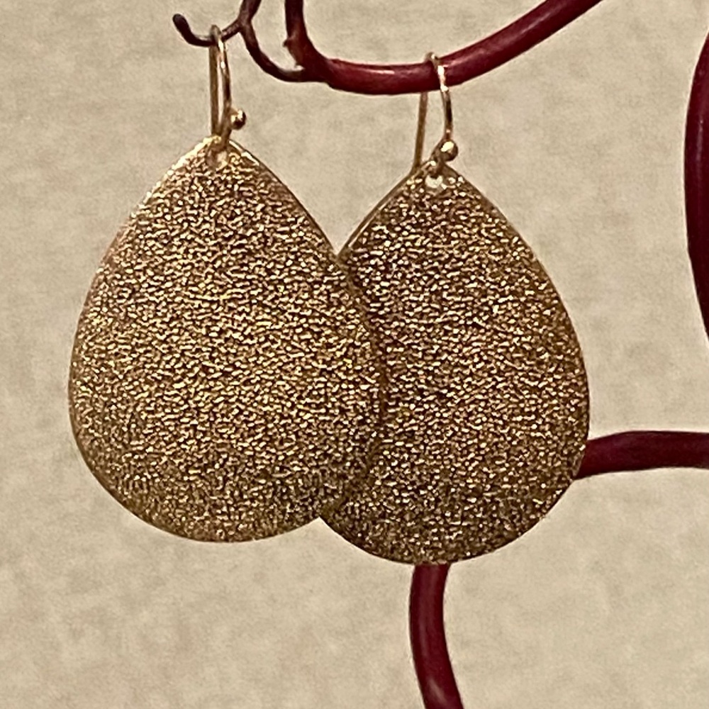 Gold textured teardrop earrings